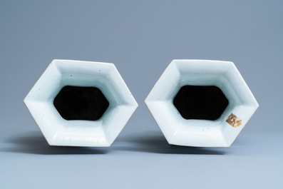 A pair of Chinese hexagonal qianjiang cai vases, 19/20th C.