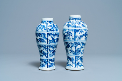 Une collection de vases en porcelaine de Chine en bleu et blanc, Kangxi