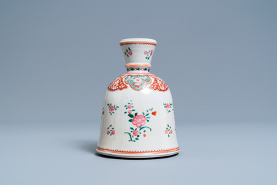 A Chinese Islamic market famille rose huqqa base with floral design, Qianlong