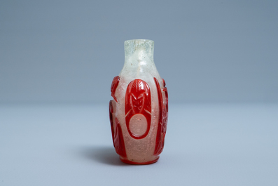 A Chinese red and white overlay glass snuff bottle, 18th C