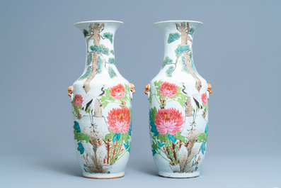 Two pairs of Chinese qianjiang cai vases with birds, 19/20th C.