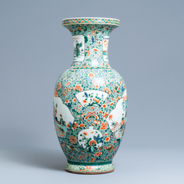 A tall Chinese famille verte vase, 19/20th C.