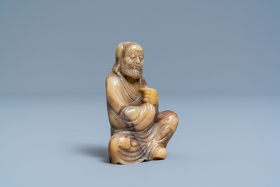 Une figure en pierre &agrave; savon dite 'de Shoushan', Chine, 18&egrave;me