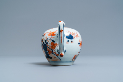 A Chinese Imari-style teapot, Kangxi