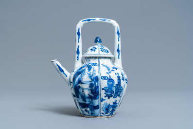 A ribbed Chinese blue and white teapot and cover, Kangxi