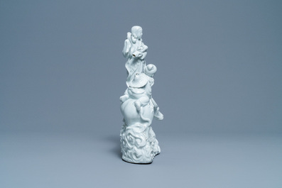 Un groupe en porcelaine blanc de Chine &agrave; sujet mythologique, R&eacute;publique