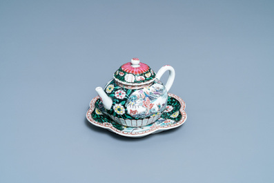 A Chinese famille rose teapot on stand with fishermen in their boats, Yongzheng