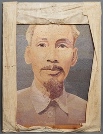 Ecole vietnamienne, Nha Trang, 20&egrave;me: un portrait de Ho Chi Minh en soie brod&eacute;e