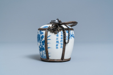 A Chinese blue and white Vietnamese market 'Bleu de Hue' water pipe, 19th C.