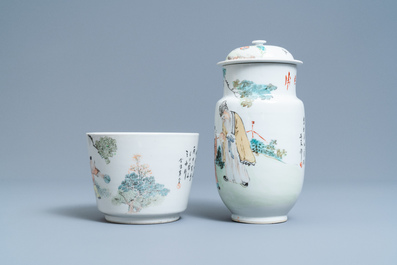 A Chinese qianjiang cai jardini&egrave;re and a covered vase, 19/20th C.