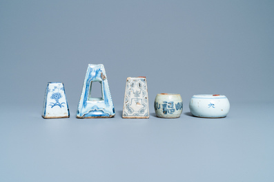 Five Chinese blue and white scroll weights, Ming/Qing