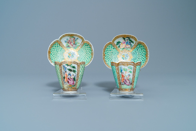 A pair of Chinese quadrilobed Meissen-style AR-marked cups and saucers, Tongzhi