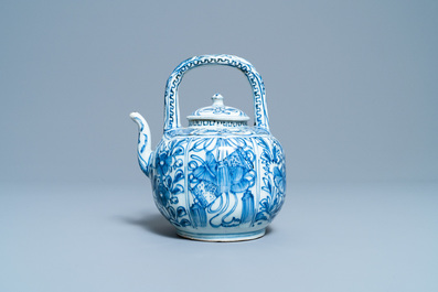 A Chinese blue and white wine ewer and cover, Wanli