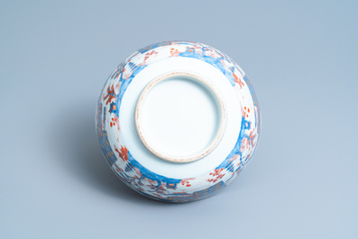 A pair of large Chinese Imari-style bowls, Kangxi