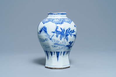 A Chinese blue and white octagonal vase, Transitional period