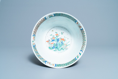 A large Chinese famille verte bowl with figurative design, Kangxi