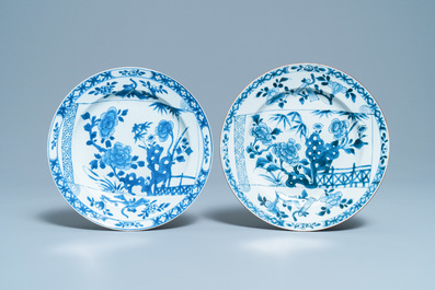 Six plats en porcelaine de Chine en bleu et blanc, Yongzheng/Qianlong