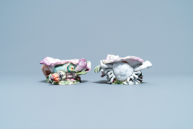 Deux salerons en forme de coquillages en porcelaine de Chelsea, Angleterre, 18&egrave;me