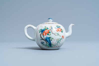 A Chinese famille verte teapot with a bird on a blossoming branch, Kangxi