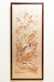 Un panneau en broderie de soie et de fil d'or, Chine, 19&egrave;me