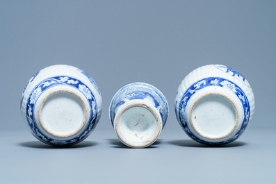 A pair of Chinese blue and white tea caddies and a goblet, Kangxi