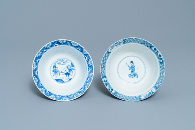 Twee Chinese blauw-witte kommen, Kangxi