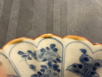 Six coupes godronn&eacute;es en porcelaine de Chine en bleu et blanc, Kangxi