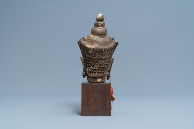 Een bronzen hoofd van een Bodhisattva, Thailand, 18/19e eeuw