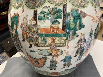 A large Chinese famille verte fish bowl, 19th C.
