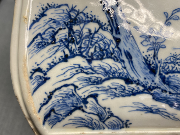 Een Chinese rechthoekige blauw-witte jardini&egrave;re, Kangxi/Yongzheng