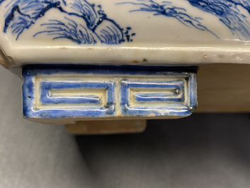 A Chinese blue and white rectangular jardini&egrave;re, Kangxi/Yongzheng