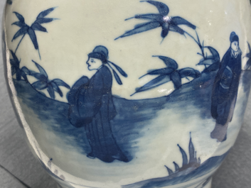Un pot en porcelaine de Chine en bleu et blanc &agrave; d&eacute;cor de figures dans un paysage, Wanli