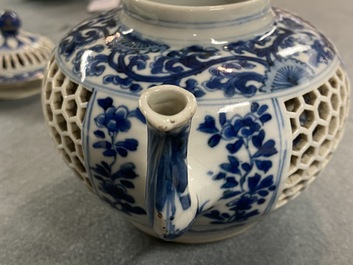 A Chinese blue and white reticulated double-walled teapot and cover, Transitional period