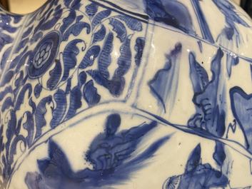 Two Chinese blue and white vases and covers, Wanli