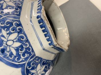 A Chinese blue and white octagonal vase, Transitional period