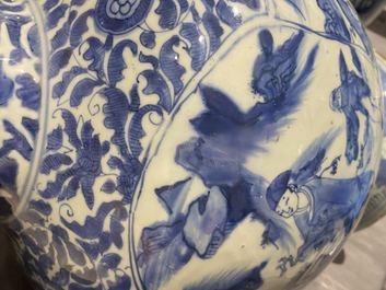 Two Chinese blue and white vases and covers, Wanli