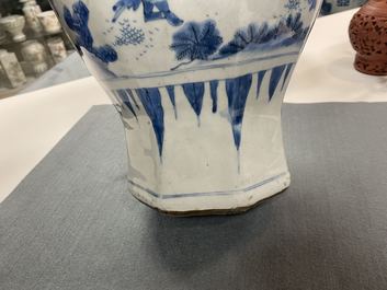 A Chinese blue and white octagonal vase, Transitional period