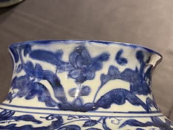 Two Chinese blue and white vases and covers, Wanli