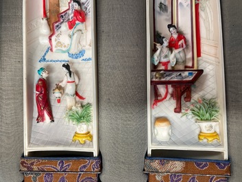 Une paire de repose-poignets sculpt&eacute;s et polychrom&eacute;s dans leurs bo&icirc;te, Chine, R&eacute;publique