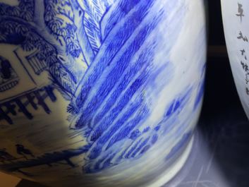 A large Chinese blue and white bottle vase, 19th C.
