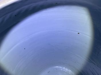 Un bol couvert et une jarre en porcelaine de Chine qianjiang cai, 19/20&egrave;me