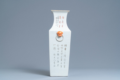 Een vierkante Chinese qianjiang cai vaas met antiquiteiten, 19e eeuw