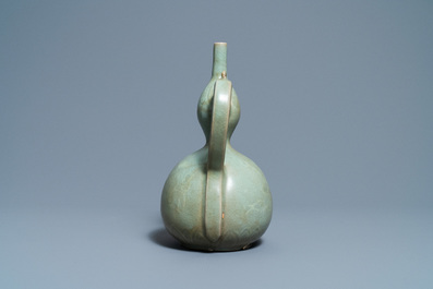 A Korean inlaid-celadon stoneware ewer, probably Goryeo, 13/14th C.