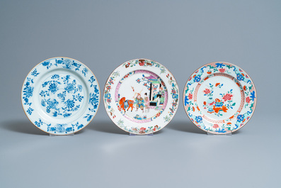 Acht diverse Chinese blauw-witte, famille rose en verte schotels, Kangxi en later