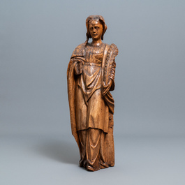 Une importante statue de Sainte Barbe en bois sculpt&eacute;, Allemagne, 16&egrave;me