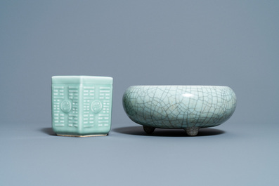 A Chinese crackle-glazed censer and a hexagonal celadon-glazed brush pot, 19th C.