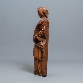 Une importante statue de Sainte Barbe en bois sculpt&eacute;, Allemagne, 16&egrave;me