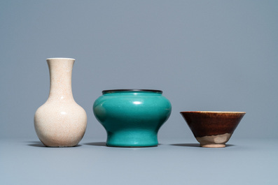 A Chinese crackle-glazed vase, a turquoise-glazed vase and a brown-glazed bowl, Qing