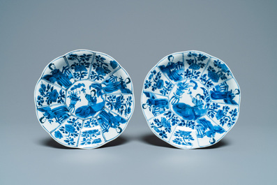 Acht Chinese blauw-witte schotels met Lange Lijzen, Kangxi