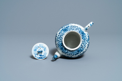 A Chinese blue and white teapot and cover with figures in a landscape, 19th C.